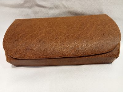 FUNDA DE GAFAS MARRON